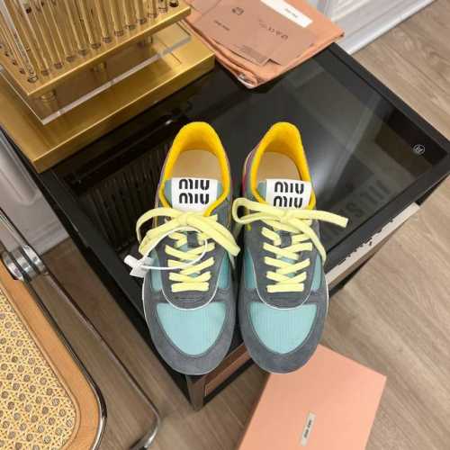 情侣款 MiuMiu缪缪 2024 miu家2024春夏新品 专柜最新爆款拼色德训鞋阿甘鞋休闲运动鞋系列 Miu 与New Balance合作系列无疑是近几年最