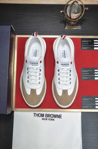 THOM BROWNE 汤姆.布朗 TB官网同款原单爆款运动鞋 头层牛皮加透气布料1：1原板 羊皮内里鞋身配件一比一开模 专柜品质 亲们你还为穿着搭配鞋发愁那这