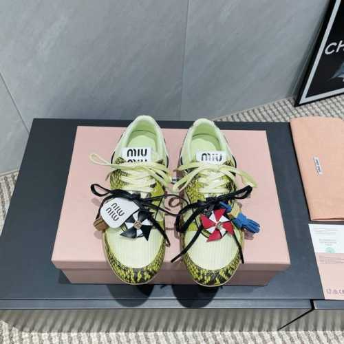 出厂： 独家顶级版本 缪缪Miumiu 2025Vs春夏新款休闲鞋系列 专柜主打最新款 休闲小白鞋硬货上新 代购级别！高级感十足！国内外博主刷爆的一款，复古又时