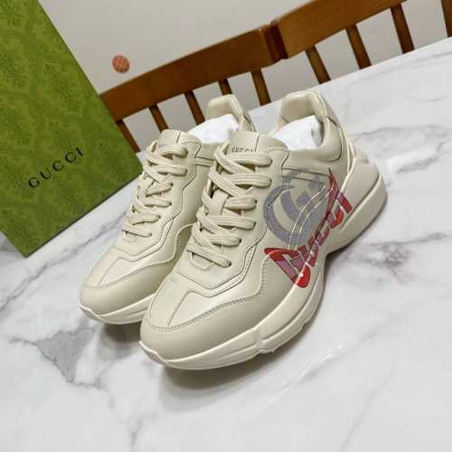 升级版 男款10 Gucci 古奇 情侣款老爹鞋，宋祖儿.倪妮同款，超多网红明星的最爱单品，超时尚百搭，上脚炒鸡舒服 鞋面为头层牛皮油边封口工艺，里垫为丝绸羊皮