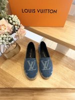 女款 男款200 品牌:louis vuitton 品名:LOUIS VUITTON 男女士商务休闲鞋 1ACW2E 颜色:花色 产地:意大利 适用人群:Men