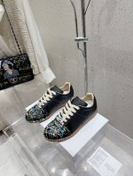 情侣款 MaisonMargiela MM6 马吉拉 情侣款针织连袜漏孔德训鞋 休闲运动鞋 原版购入开发 做货 鬼才设计师品牌，一个轻奢品牌 这一款德国训练鞋延