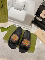 Gucci情侣款拖鞋 顶级版 春夏网红必备拖鞋 Yp一比一还原，所有细节 材质 舒适度 全部跟原版一样了 复刻度98%。码数：女35-40男39-44