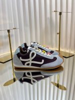 无扣 Loewe 罗意威情侣款 运动鞋 德训鞋 阿甘鞋 2025专柜走秀同步新配色德训鞋复古潮流 4色小扣饰点缀 休闲小白鞋 原版开发 做货 罗意威最新款 运动