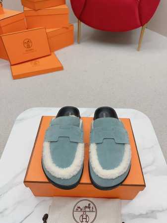 女款 男款 Herme‘s爱仕 最新情侣款 勃肯毛拖鞋 老舅鞋 泰迪穆勒鞋H毛拖 原版购入开发 做货 爱仕GO系列 麂皮山羊皮和羊毛皮穆勒鞋，经典“H”型鞋面细 - 点击图像关闭
