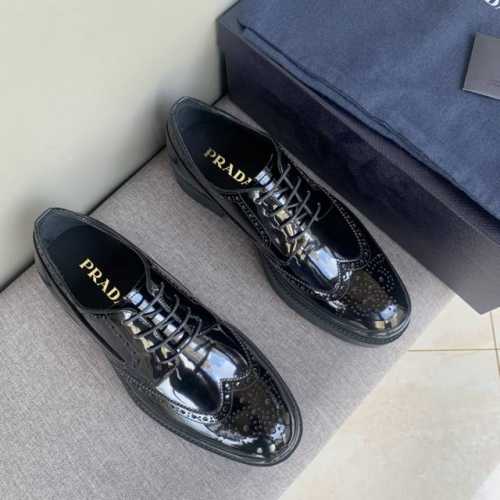 爆款推荐Prada 普拉达顶级代购品质 鞋面进口擦色开边珠 鞋头雕花设计 牛皮内里 私模Tpu大底 防滑耐磨有弹性 时尚百搭 黑色 灰色 蓝色 酒红色 39-4