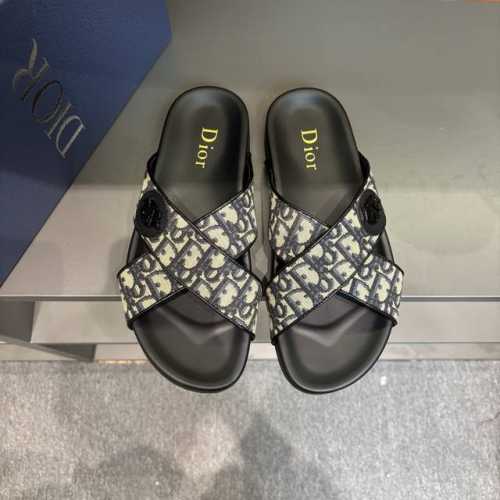 码数38-45 Dior迪奥 最新款H-Town 系列 Oblique 厚底 拖鞋 凉鞋 原版购入开发 做货 这款 Dior H-Town 凉鞋致敬运动风格经典