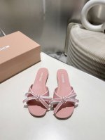 出厂价p Miumiu2025新款凉鞋系列时尚洋气 夏日清凉标配 面料材质 .羊皮+蝴蝶结元素搭配 垫脚羊皮里 意大利进口真皮大底 码数: 34-40 34-4