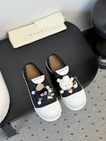 女 男10 Marni Cotton Wave｜浪潮共生的萌系解构主义 自然档案馆｜复刻2025春夏秀场未公开波浪基因序列 有机帆布×茶芯牛皮内舱｜12°微翘鞋