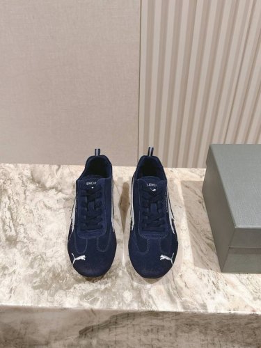 联名款情侣装 男10 225 puma 巴黎世家联名做旧款25春夏爆款系列 圆头德迅运动休闲鞋 潮流圈又一大事件发生 被无数潮人翘首以盼的王炸puma竟然回归了