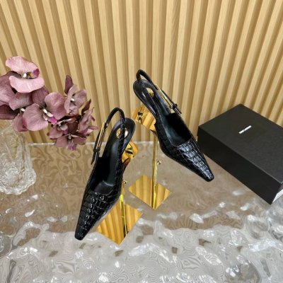 代购级别YSL 圣罗兰 SS2024夏季新品 走秀款高跟凉鞋 2024全新春夏系列后带方扣高跟凉鞋 ！ 尖头高跟拖鞋淡淡的夏日里怎么少得了一双仙女鞋各种小裙子搭
