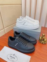 实价 高品质新款prada 普拉达 专柜同步上市 新款男鞋 进口牛皮内里 高端气垫开模防滑橡胶大底 精美线条 简约大气 上脚舒服上挡次 休闲旅游 码数:38一4