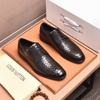 调工厂P价 男装男鞋 运动原单 水染牛里 Louis Vuitton* 高端 路易威登 年专柜最新款 正装商务皮鞋原版最高品质！进口意大利小牛皮面料牛皮内里 原