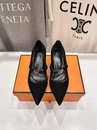 高版本出厂 Hermes 爱马仕Ss25 New Arrival～H家2025新款尖头高跟鞋单鞋 包裹感很好，舒适度满分显得脚型秀气舒展！精致细节，舒适百搭！ - 点击图像关闭