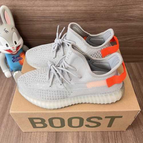 偏小一个码 顶级版本Adidas Originals Yeezy Boost 350 尾灯 欧洲限定 减震耐磨 低帮 休闲运动鞋 男女同款 码数：36-46 含