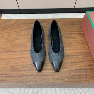 Loro piana 拼色单鞋 极简主义风格 属于非常耐看的款式 高级百搭之王 鞋面定制材料拼牛皮 进口真皮大底 码数 35-41 40 41定制不退换 批