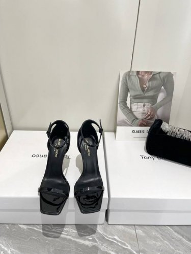 p直销 Saint Lauren* * Ysl 圣罗兰 经典款高跟单鞋 唯有Ysl最懂女人心不接受反驳 超级无敌女人味神器女人必备 Z品全身定制、自家开模鞋头五