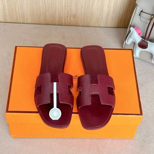 可配飞机盒50出厂价p Hermes 爱马仕H拖鞋Oran凉鞋系列 时尚又百搭 超级舒服 每个细节都做到极致 原版Epson掌纹面料 原版1:1独家私模鞋面 原
