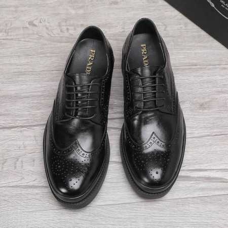 商品商标：prada 普拉达 商务皮鞋 正码码数: 38-44 45订制 商品材料：精选 进口头层小牛皮鞋面，进口水染牛皮内里。强烈立体视觉效果，原版大底 颜 - 点击图像关闭