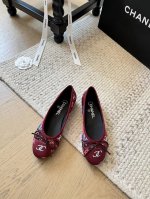chanel 24B新款芭蕾舞鞋 顶级版本！经典版面~ 脚感也很舒适 日常通勤都很适合 内里羊皮！ 真皮大底 码数 35-41 40 41不退换