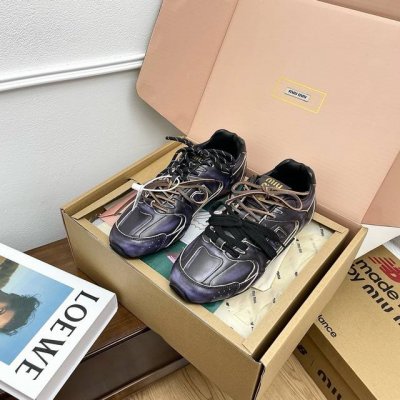 440 男女同价 代购级 情侣爆款！Miumiu X New Balance 530 联名款 做旧款 阿甘鞋 德训鞋休闲运动鞋 Miumiu Ss24大秀上曝光