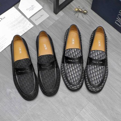 商品商标：Dior 迪奥 ] 商务正装套脚皮鞋 正码码数: 39-44 45定做不退换 商品材料：精选织布透气鞋面 牛皮内里 原版大底