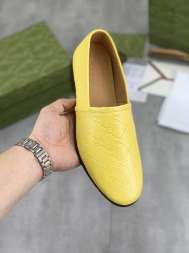 工厂价 实价 水染牛里 古驰懒人套脚皮鞋爆款精选 古奇gucci 官网最新款古奇懒人皮鞋，爆款版型简洁大气，潮男专属.独有的官网最新品牌原版双g压花素元素古奇原