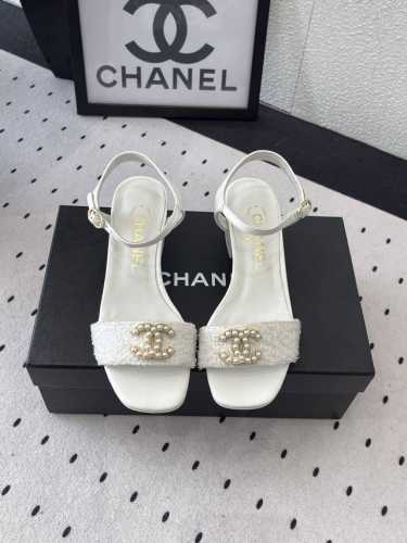 Chanel新款夏季凉鞋 高品质出货 国内外博主刷爆的一个百搭系列 春夏衣橱搭配必备 进口丝绸绸缎鞋面 进口水晶羊皮内里 原版开模定制真皮大底 Size: 35