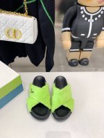 Marni 玛尼24秋冬毛毛交叉带拖鞋，原版开发 顶级版本 所有细节都和正品一致，搭配袜子穿很炸可爱到不要不要的 时髦又百搭的设计随便搭配也不会出错 秋冬必须入