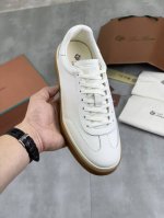出厂价pp 实价高品质 Loro piana 顶级正品级购买原版1:1复制 于1924年4月24日一手创立现有的Loro piana公司。家族经营至今已是第六代