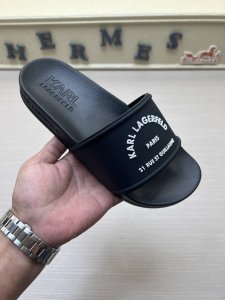 实价 Karl Lagerfeld 老佛爷 经典原单版本 卡尔 拉格斐；男士拖鞋，最新法国专柜同步发售，鞋底：原厂特供原版底，码数Size：38-45 颜色：多