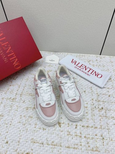 出厂 高版本 Valentino Fw 25Ss New Arrival 华伦天奴 Vt 2025早春 Freedots运动鞋 厚底小白鞋 休闲鞋 檀健次同款