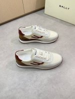 Bally 顶级 -Size： 39-44 38.45定做 -东莞高端品质 巴利原单休闲运动鞋 -鞋面：进口纳帕小牛皮空压方孔、反绒小牛皮鞋身车缝品牌图腾、后跟
