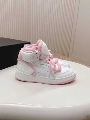 高帮出 P390 Ysl Saint Laurent 圣罗兰 Sl61春夏最新爆款休闲系列 Sl61运动低帮休闲鞋 圣罗兰 Sl61 ，原版购入 一比一复刻 ，