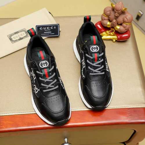 GUCCI 古奇官网男士休闲鞋同步款，鞋面选用牛皮配进口新品牌元素 古奇，彰显不俗的气息，设计简约套脚款型 超级百搭 内里皮，橡胶大底 ，3个颜色可选！码数38