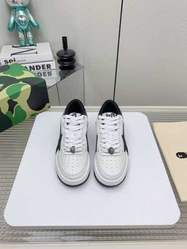 出厂女 男10 高版本 A BATHING APE vs 最新爆款休闲鞋系列 情侣拼色休闲鞋 A BATHING APE 各大明星 博主同款 诞生于1993年的