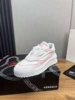 工厂价 Ｖｅｒｓａｃｅ.范思哲时尚皮革休闲运动鞋 常年热卖款 面料:头层牛皮 内里:羊皮皮内里 原版大底开模大底 尺码:38-45 45定做不退换