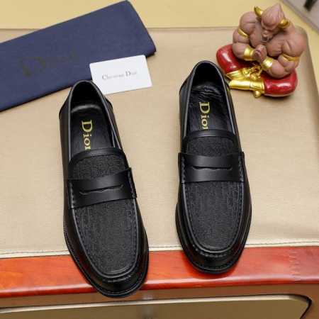 工厂价 Dior 迪奥 香港专柜新款皮鞋上市 官网1:1制作 意大利编织牛皮+水染皮内里 欧美大师设计 完美造型打造专柜品质，纯色橡胶耐磨大底加经典炫头！超级百 - 点击图像关闭