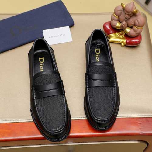 工厂价 Dior 迪奥 香港专柜新款皮鞋上市 官网1:1制作 意大利编织牛皮+水染皮内里 欧美大师设计 完美造型打造专柜品质，纯色橡胶耐磨大底加经典炫头！超级百