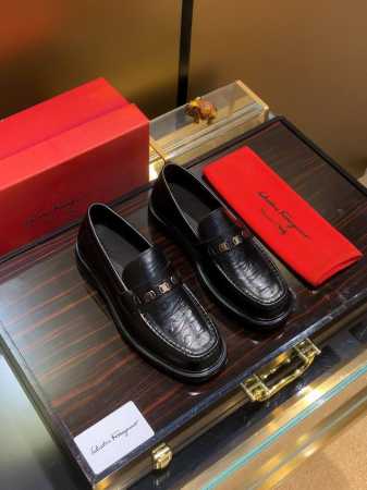 商品名称：Ferragamo 菲拉格慕 正规码数: 38-44 皮鞋 商品材料：精选 牛皮鞋面，舒适牛皮内里；原厂大底。 - 点击图像关闭