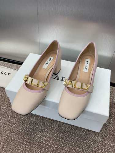 工厂P价P P420 Bally 2025春夏新款果冻色平底芭蕾舞娃娃鞋 巴利粗跟字母Logo五金扣方头女单鞋 材质:鞋面采用的进口小牛皮+进口羊皮内里+意大利