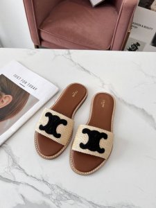 celine 赛琳 春夏新品半拖鞋鞋面采用原版定制Pp草编织，大底真皮沿条组合，质感非凡上脚超级好看 码数35-41 41定做不退换