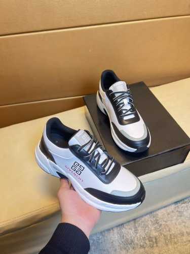 givenchy 纪梵希 -高端品质 原单 -鞋面；纳帕小牛皮、反绒小牛皮、鞋身丝印品牌Logo -内里：品牌网帆布，垫脚；水染牛皮 -大底：超轻Tpr 橡胶;