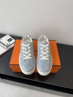 代购级 男款 Herm S 爱马仕 25Ss早春新品 Kiddy兔系带休闲运动鞋 板鞋 饰有标志性 H 细节 设计简约流畅 超前时尚 简约高级 随意搭配 上脚非