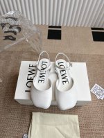 Loewe 罗意威玛丽珍平底鞋 2025Vs 春夏新款新款系列.颜色超艳 搭配毫无压力 怎么出可以美美出场 脚背一字后包设计 更显优雅 码数 35-40