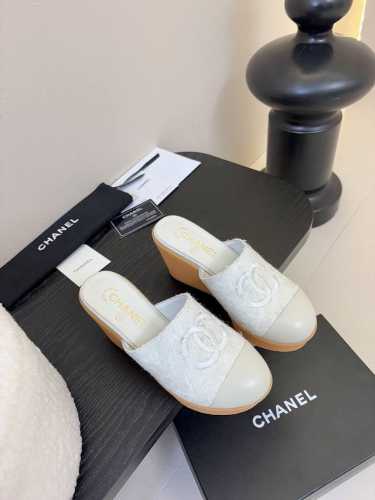 Chanel 25C新款坡跟半拖系列一脚蹬系列鞋面牛皮 内里羊皮 原版大底Size:35-39 40定