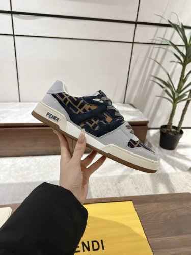 情侣款顶级版本 批 女款35-40 40定做 批 男款39-45 45定做 Fend*芬迪 新春爆款系列 情侣休闲运动鞋 Fd Match 原版Rmb9430购