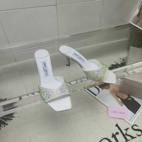 Jimmy Choo 方头鱼嘴凉鞋真丝烫钻拖鞋 鞋面：进口真丝＋高温烫钻 内里：进口羊皮 大底：意大利进口真皮大底 跟高：7Cm 颜色：白色 金色 码数：35～
