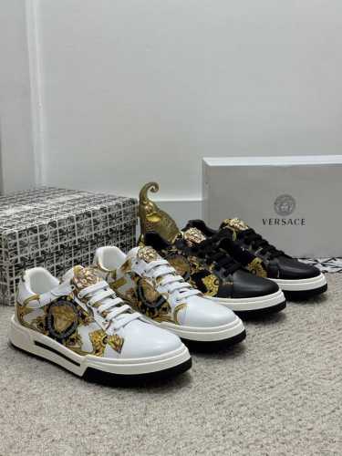 versac 时尚潮流 范思哲 Versace-范思哲 官网最新款休闲时尚中帮男鞋爆款版型简洁大气 潮男专属.独有的官网最新品牌元素时尚又大方 原版牛皮材质制造