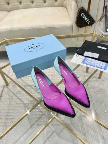 PRADR 普拉达 上新出厂价 进口真皮底 仿真皮底 Prad* Raf simons x 2024 aw 时装周最新最火T台走秀系列款 鞋面：进口真丝面 内里